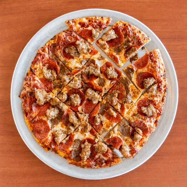 Meat Lover's Pizza (Medium - 14').